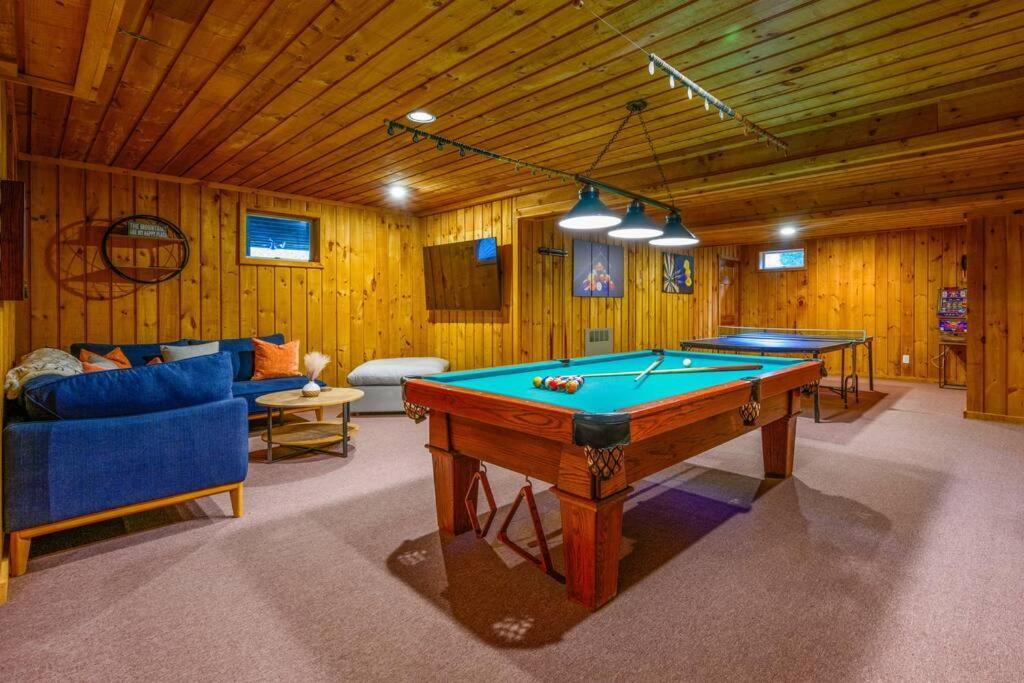 Mountain Blue Vista - Luxury Retreat Near Ski Resorts With Pond, Firepit And Hot Tub Віндем Екстер'єр фото